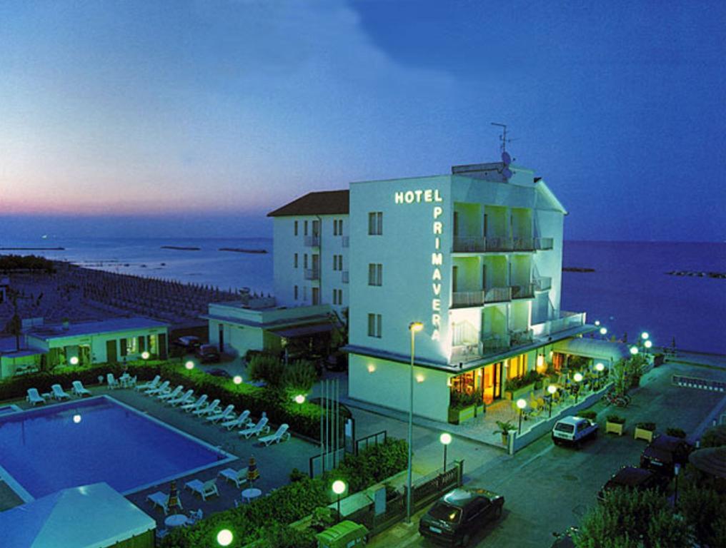 Hotel Primavera Sul Mare ลิโด ดิ ซาวิโอ ภายนอก รูปภาพ